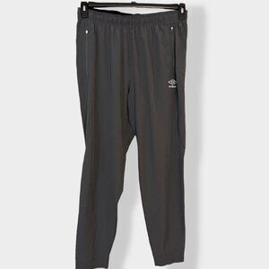 Umbro Grey Athletic Pants L‎